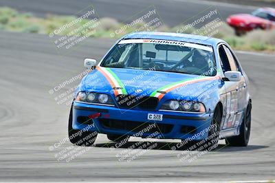 media/May-04-2025-Lucky Dog Racing (Sun) [[21629467aa]]/Turn 4 (10-1045am)/Front/